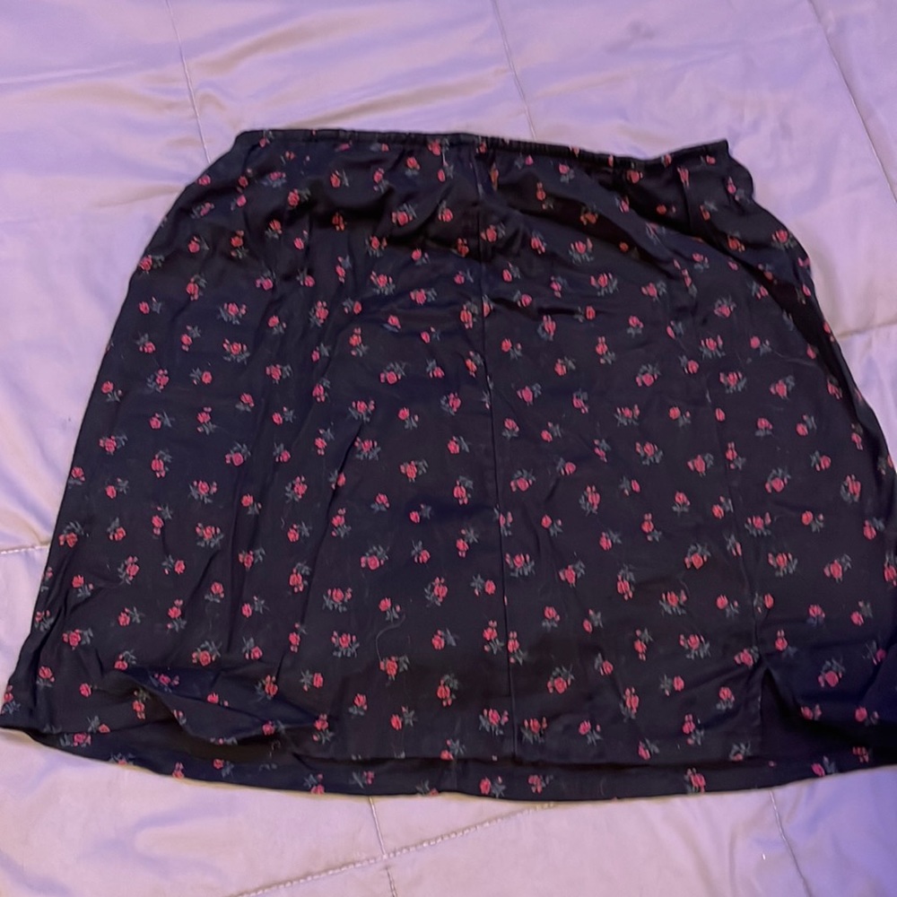 American eagle skirt with cherry’s on it